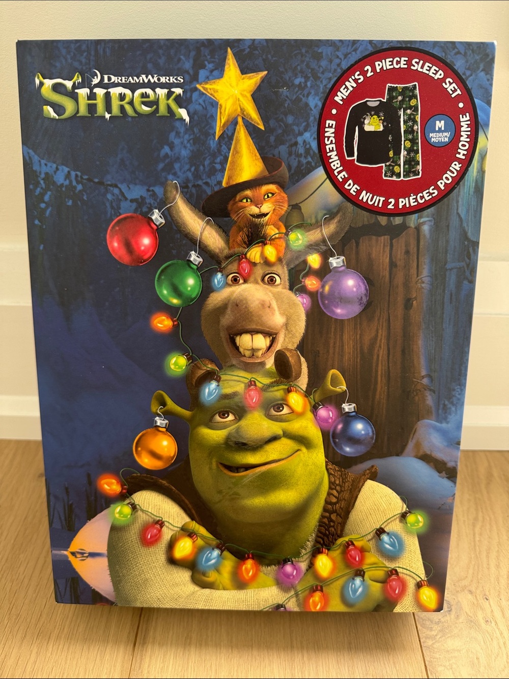 Dreamworks Shrek Men’s Pajamas in Gift Box - size M